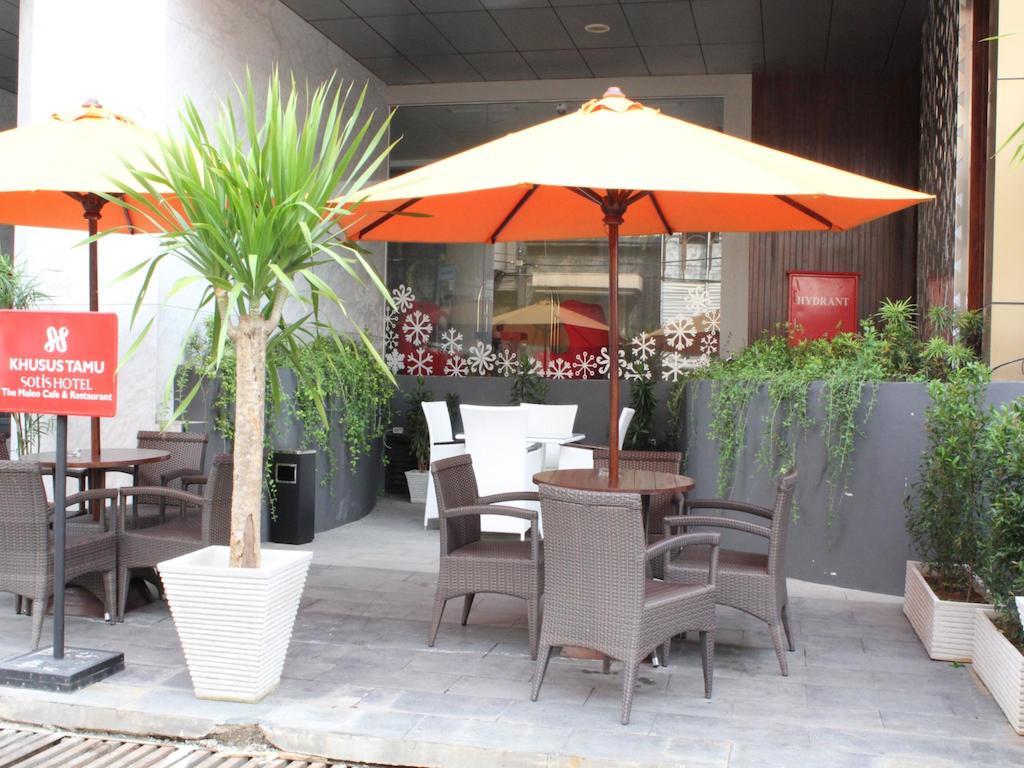 Sotis Hotel Jakarta Exterior photo